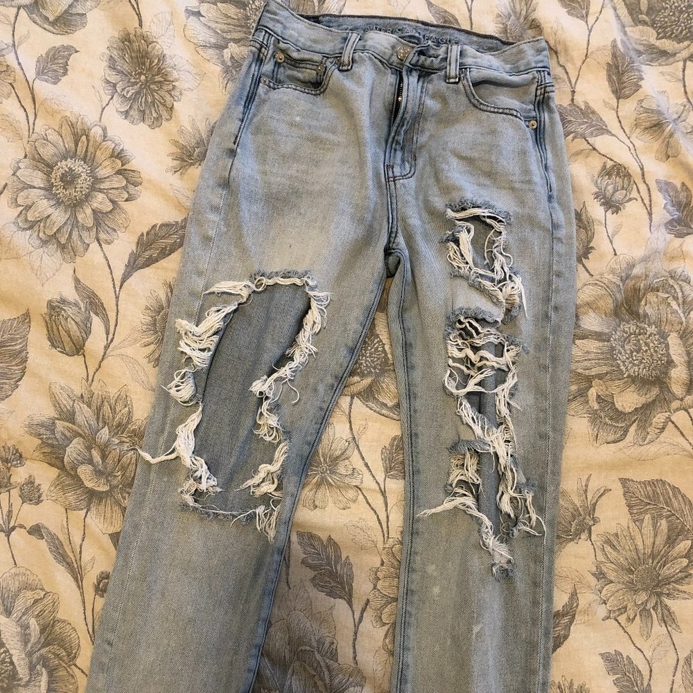 Womens size 2 American Eagle Jeans